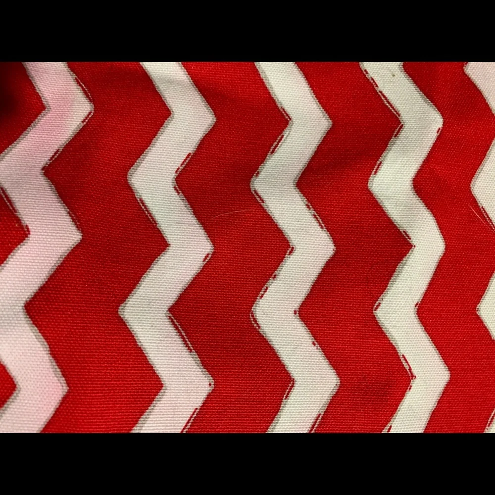 CHEVRON MAKEUP TRAVEL BAG